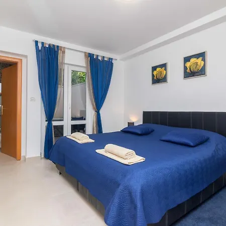 Adore Apartment Icici